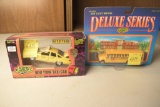 Road Champs 1:43 Scale New York Taxi Cab and Road Champs Deluxe Series School Bus
