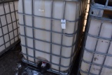 330 Gallon Liquid Tote