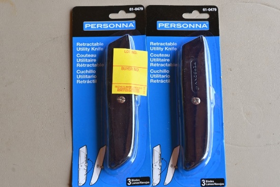 2 Personna Retractable Utility Knives
