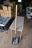 Razorback Professional Transfer Shovel