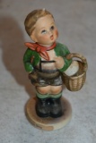 Goebel MJ Hummel 1983 Village Boy
