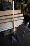 Razorback Professional Transfer Shovel
