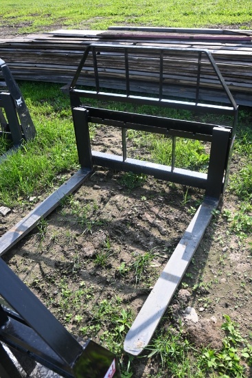 Kivel Quick Attach 48" Pallet Forks