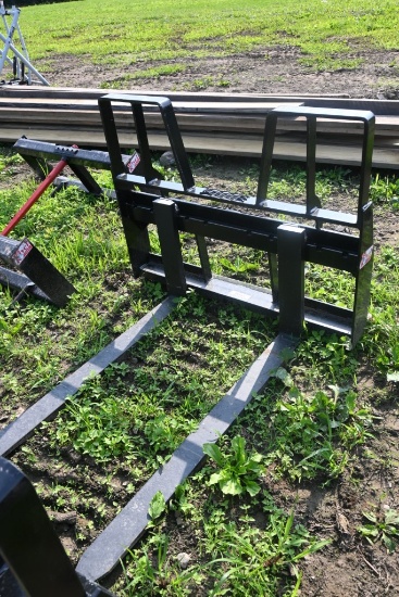Kivel Quick Attach 48" Pallet Forks