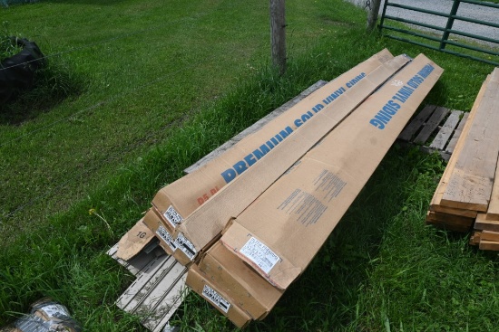 6 Boxes of D5 DL Vinyl Siding