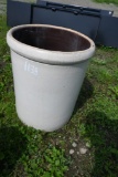 #15 Crock