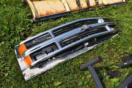 Chevrolet Tailgate and Front Grill