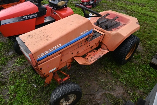 Gravely 8199-G Lawn Tractor