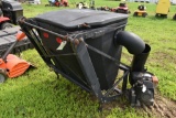 John Deere Hydraulic Bagger System With hydraulic Dump