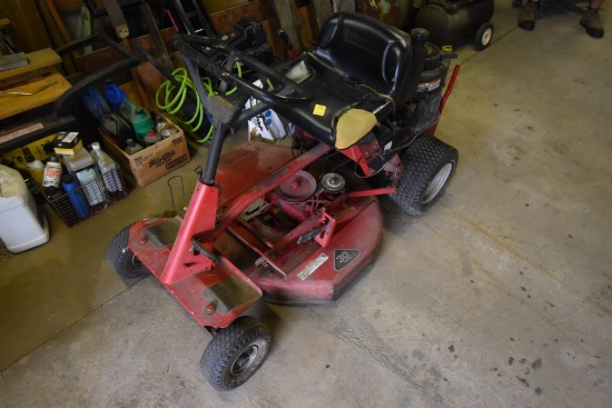 Snapper Lawn Tractor