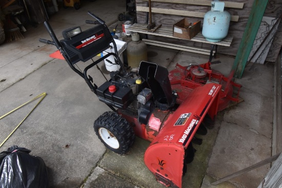Yard Machines 28" Snowblower