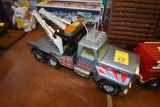 Nylint of Rockford Illinois Tow Truck