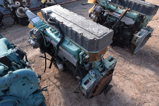 Volvo D12 Truck Engine