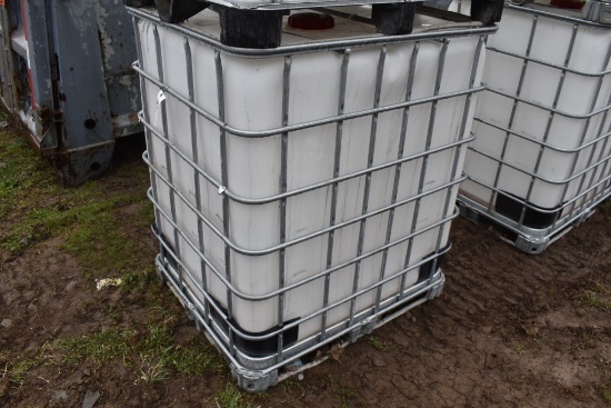 330 Gallon Liquid Tote