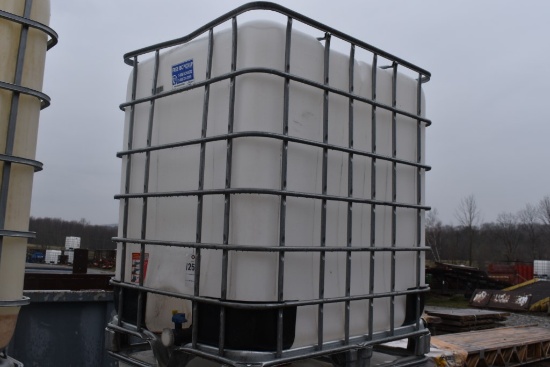 330 Gallon Liquid Tote