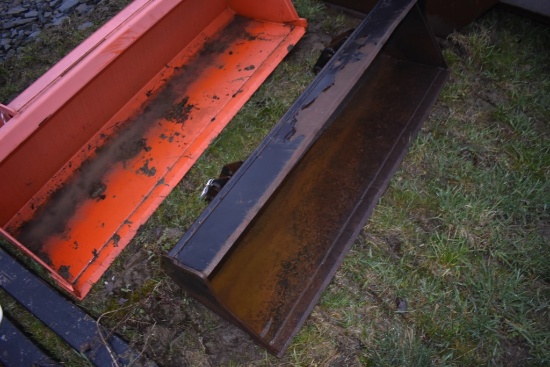 John Deere 318D Skid Steer
