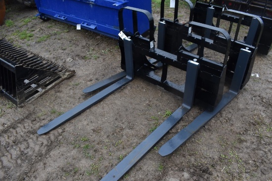 HLA Quick Attach 4200lb 48" Pallet Forks