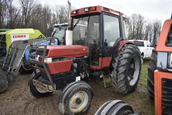 Case International 895 Tractor