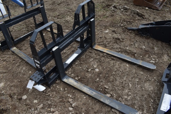 Set of Bobcat Quick Attach Pallet Forks