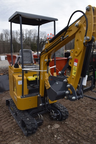 AGT Industrial H15 Mini Excavator
