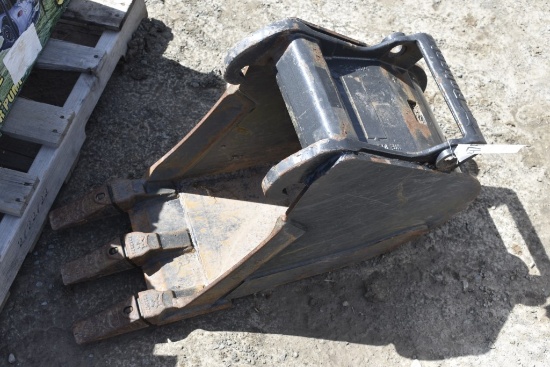Bobcat 12" Bucket