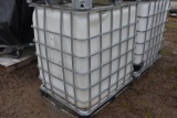 330 Gallon Liquid Tote