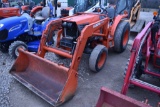 Kubota L2900 Loader Tractor