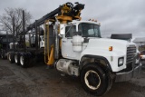 Mack RD688S Knuckle Boom Log Truck