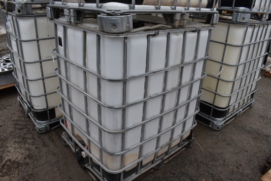 330 Gallon Liquid Tote