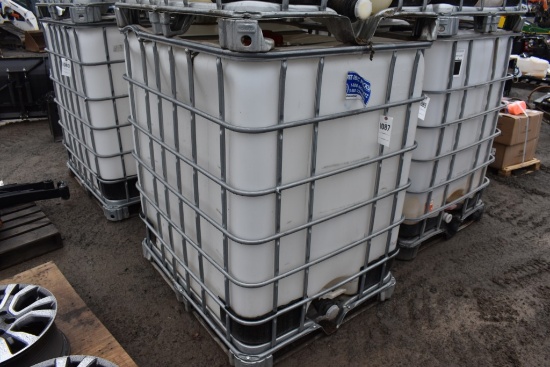 330 Gallon Liquid Tote