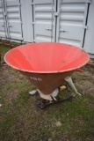 Diadem 290 3 Point Broadcast Spreader