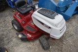 White LT 542H Lawn Tractor