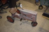 Eska Farmall 560 Pedal Tractor