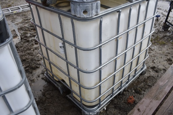 275 Gallon Liquid Tote