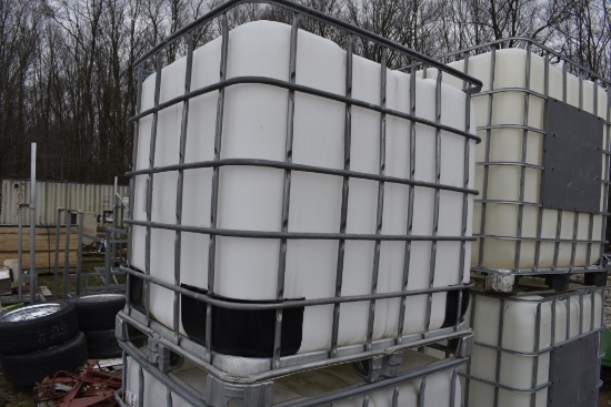 275 Gallon Liquid Tote
