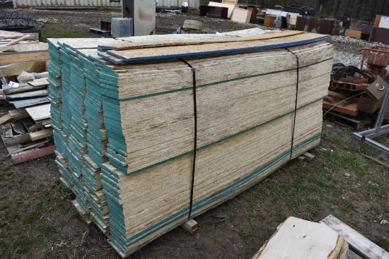 Approx 425 8' x 8" Plywood Pieces
