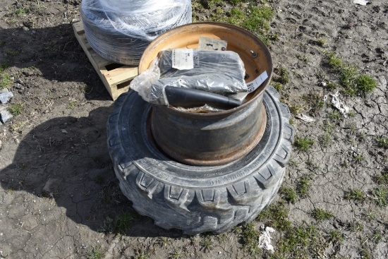 Firestone 305/70D16.5 Tires on 8 Lug Rim