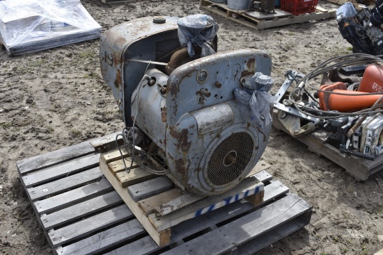 Wisconsin 4 Cylinder Engine