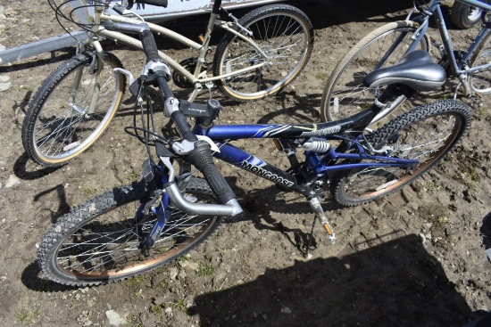 Mongoose Maneuver Mountain Bicycle