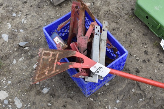Shingle Scrapper with Scaffold Pieces