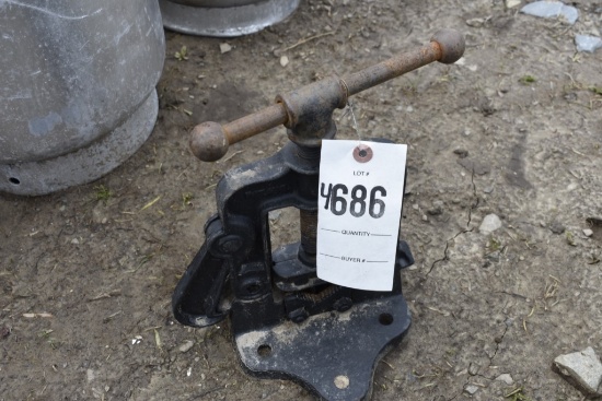 Antique Pipe Vise