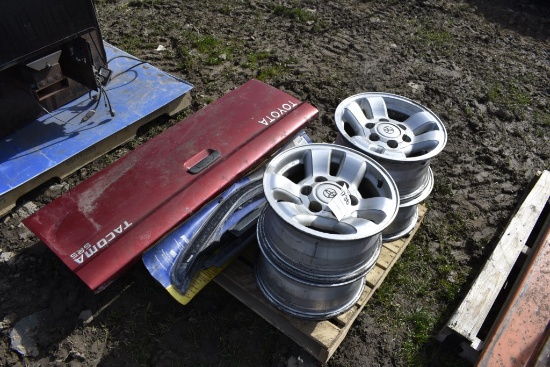 Pallet of Toyota Parts
