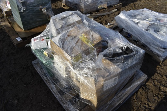 Pallet of Stain, Tools