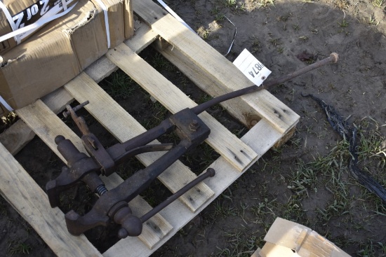 Antique 4" Bench Vise