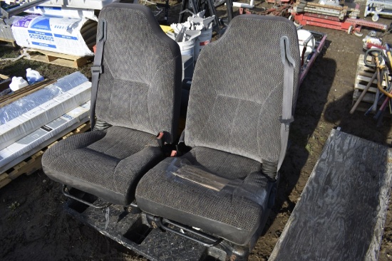 1994 2002 Dodge Ram Seats with Center Console