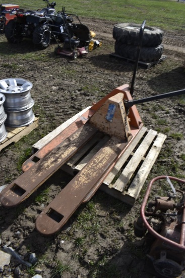 2 Pallet Jacks