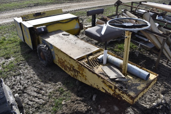 Feed Mixing Cart with Bins