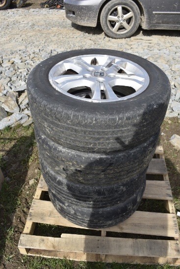 4 Michelin 205/60R16 Tires on Honda 5 Lug Rims