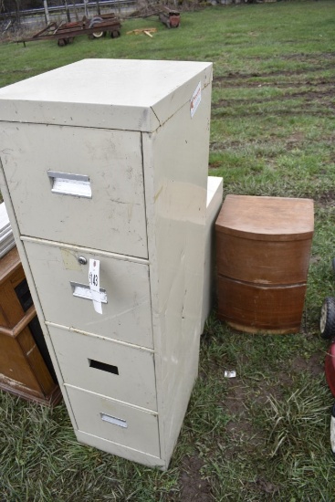 Group of Misc Furniture