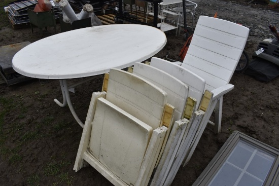 Outdoor Table with 4 Chairs
